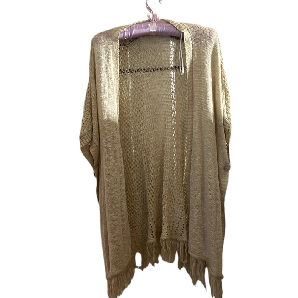 Sweet -N -Sinful size extra small ivory knit wrap shawl great cover-up